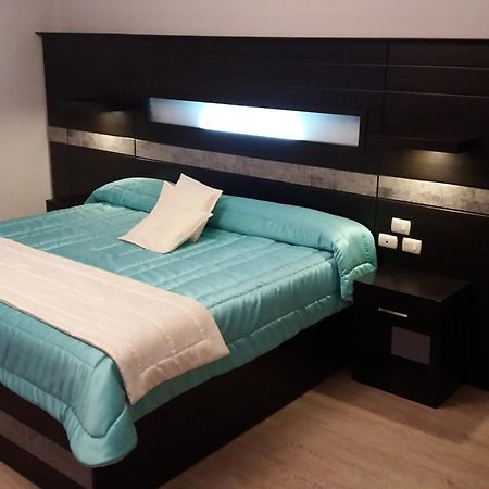 Hotel Majestic 2 By Hhg Cuenca Rom bilde