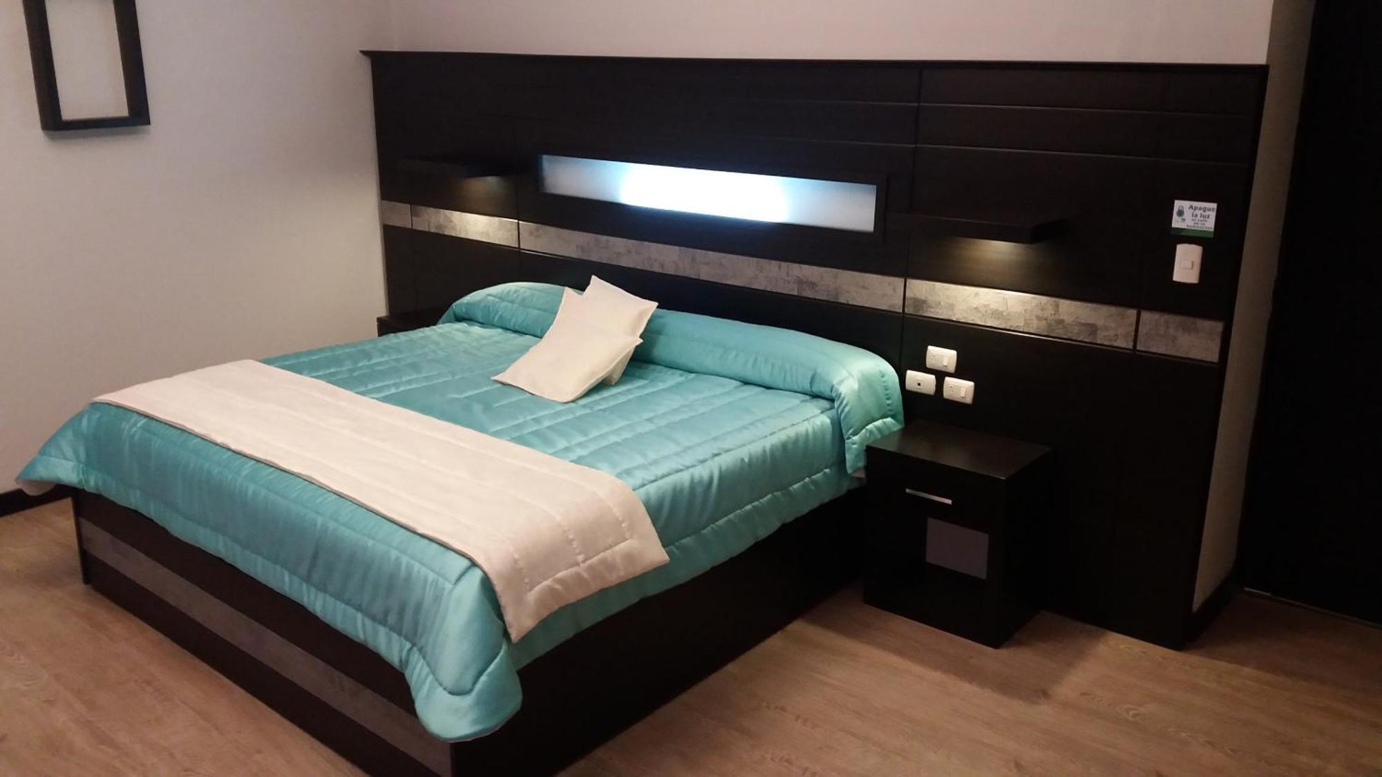 Hotel Majestic 2 By Hhg Cuenca Rom bilde